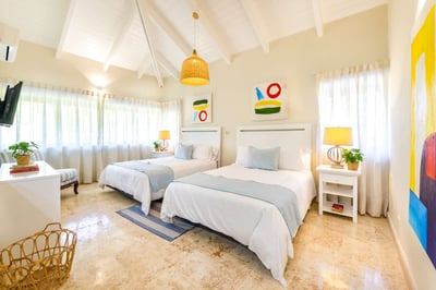 Luxury Villa Photo #20