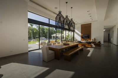 Luxury Villa Photo #20