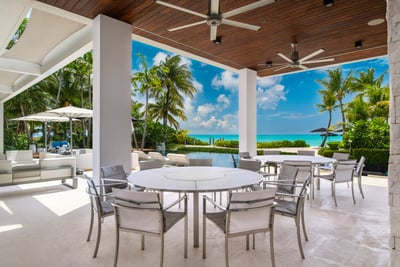Luxury Villa Photo #16