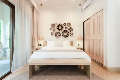Luxury Villa Photo #35