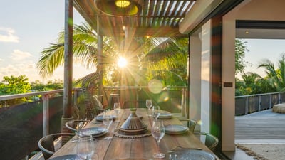 Luxury Villa Photo #22