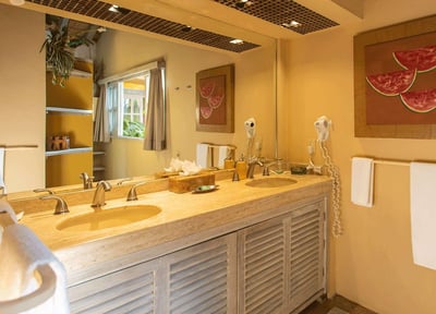 Luxury Villa Photo #33