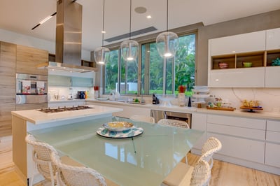 Luxury Villa Photo #36