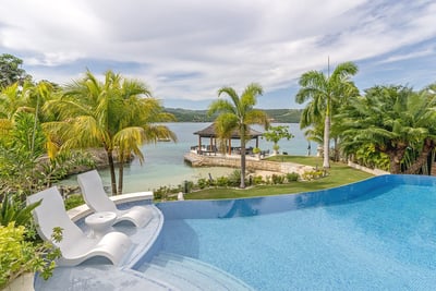 Luxury Villa Photo #10