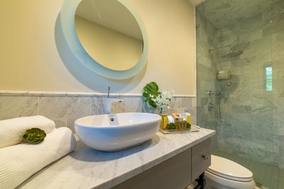 Luxury Villa Photo #17