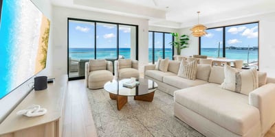 Luxury Villa Photo #7
