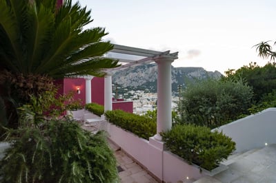 Luxury Villa Photo #17