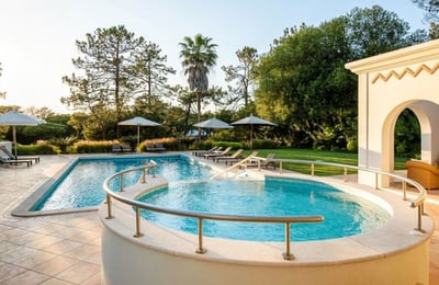 Luxury Villa Photo #4
