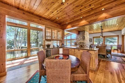 Luxury Villa Photo #22