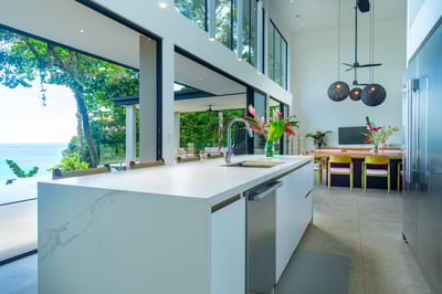 Luxury Villa Photo #30