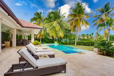 Luxury Villa Photo #11