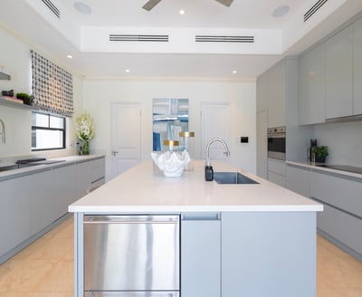 Luxury Villa Photo #22