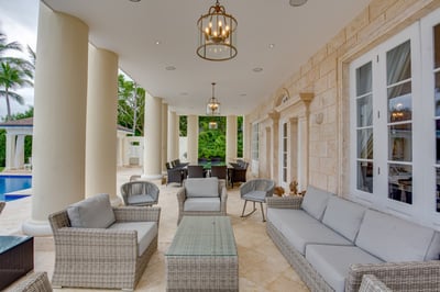 Luxury Villa Photo #15