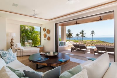 Luxury Villa Photo #13