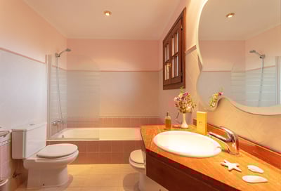 Luxury Villa Photo #32