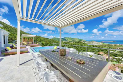 Luxury Villa Photo #3