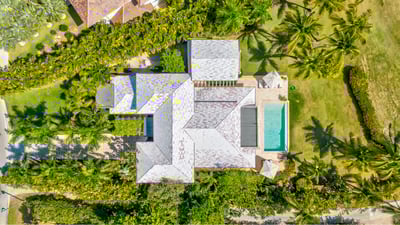 Luxury Villa Photo #3