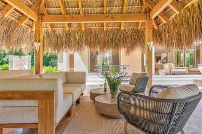 Luxury Villa Photo #5