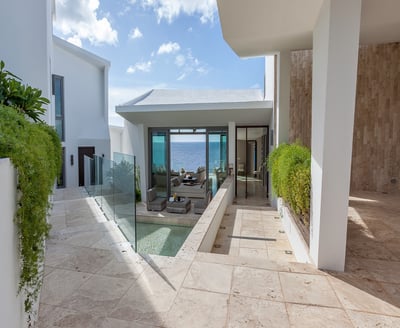 Luxury Villa Photo #8