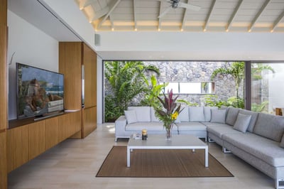 Luxury Villa Photo #17