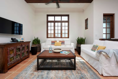 Luxury Villa Photo #6
