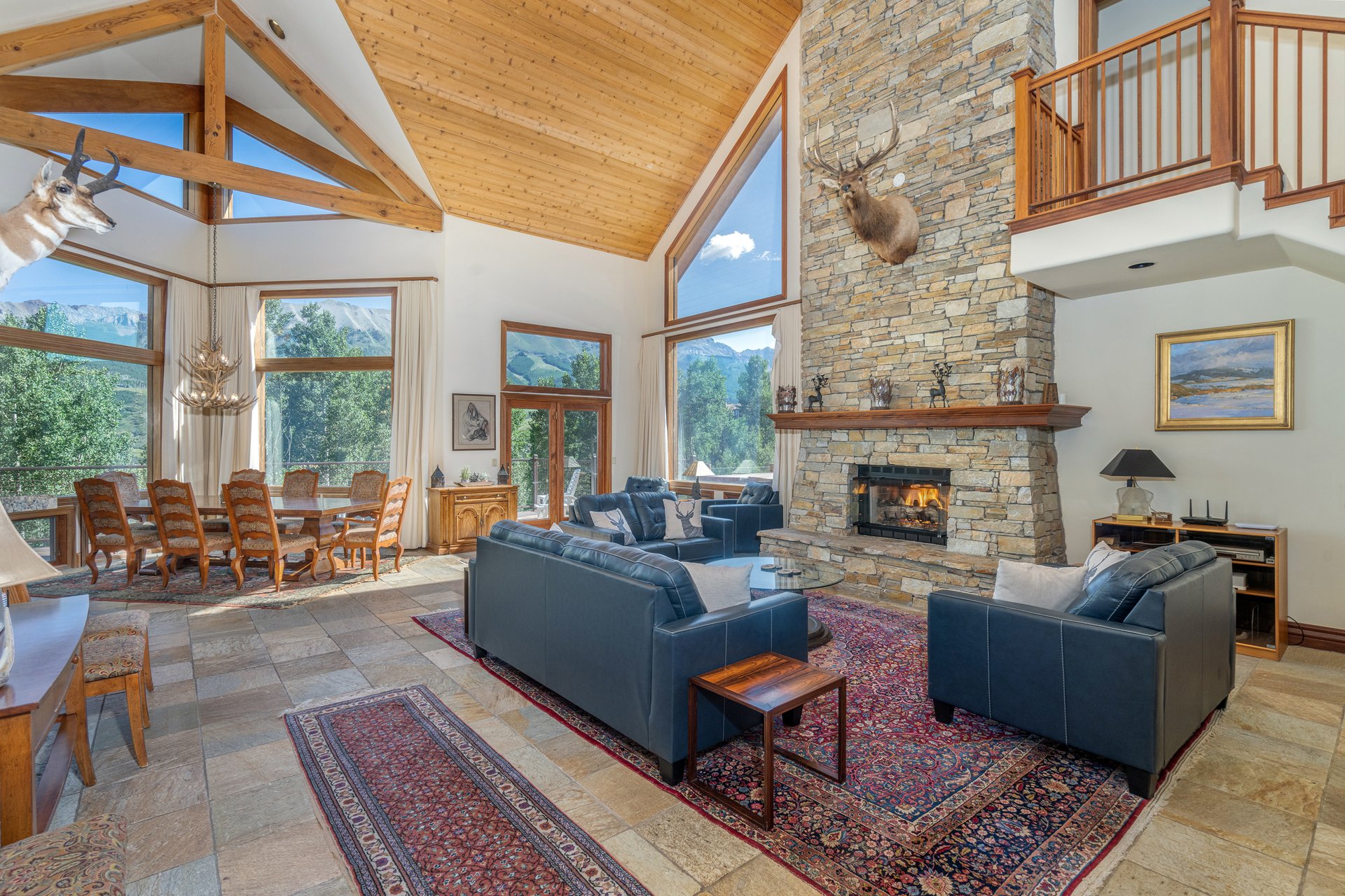 Mountain Village,Lodge On The Point