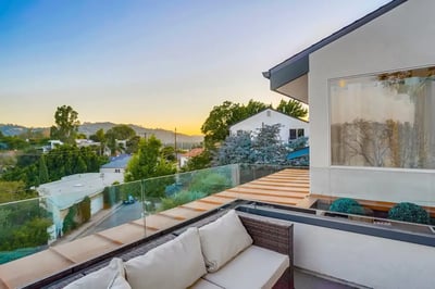 Luxury Villa Photo #40