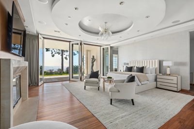 Luxury Villa Photo #22