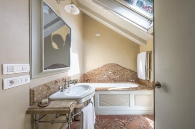 Luxury Villa Photo #50