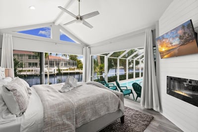 Luxury Villa Photo #15