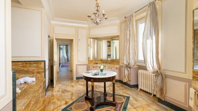 Luxury Villa Photo #52