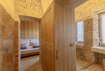 Luxury Villa Photo #17