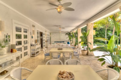 Luxury Villa Photo #7