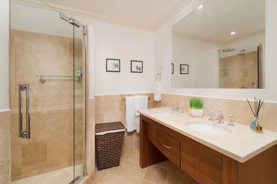 Luxury Villa Photo #12