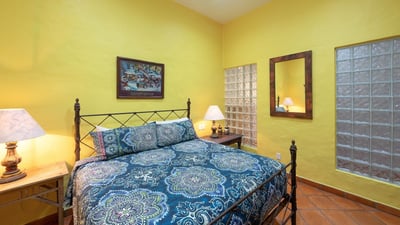 Luxury Villa Photo #36