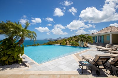 Luxury Villa Photo #11