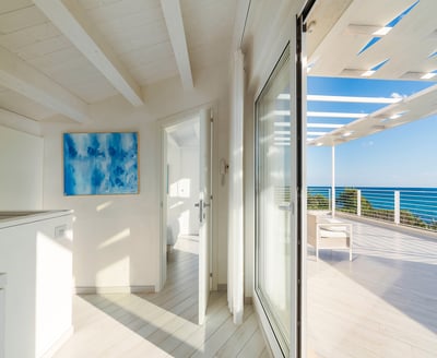 Luxury Villa Photo #27