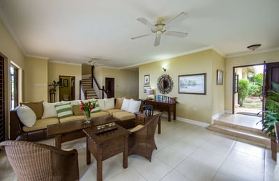 Luxury Villa Photo #11