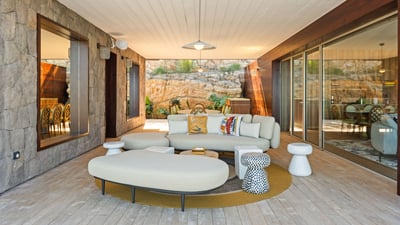 Luxury Villa Photo #17