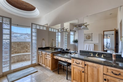 Luxury Villa Photo #48