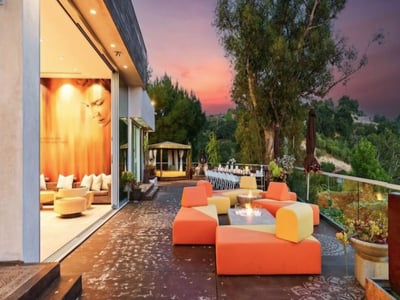 Luxury Villa Photo #4