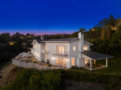 Luxury Villa Photo #43
