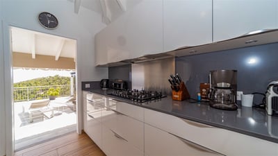 Luxury Villa Photo #37