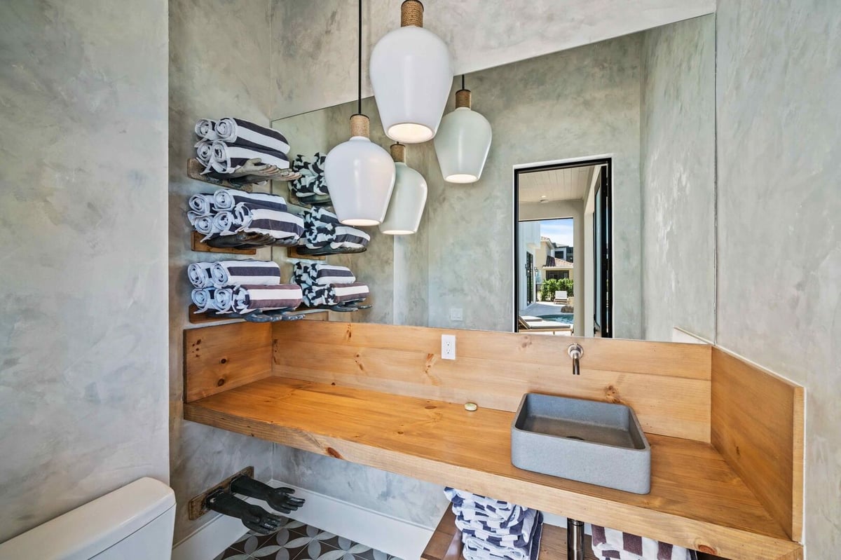 Galactic Odyssey Estate