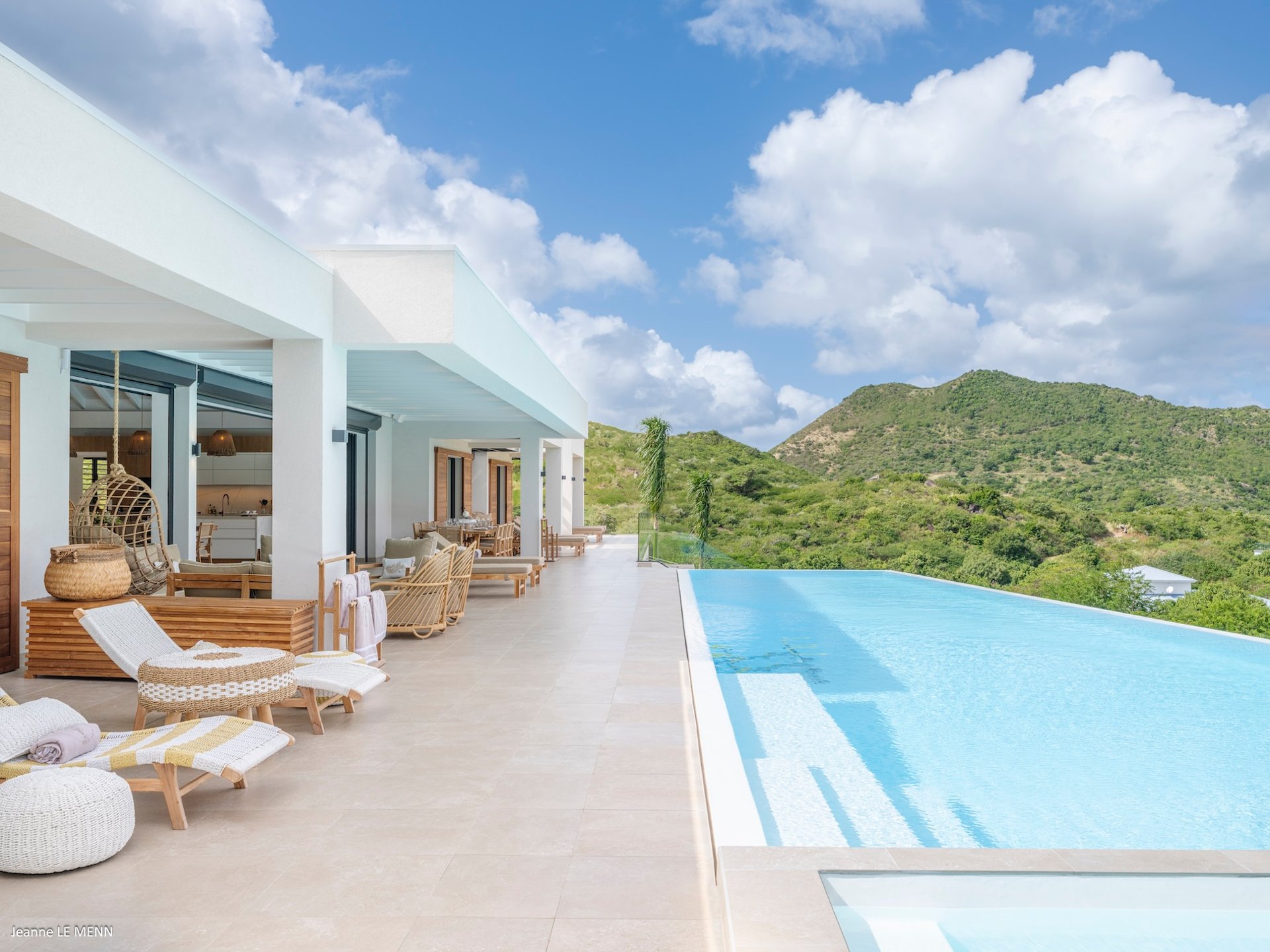 Anse Marcel,Villa Abaca