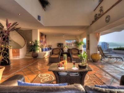 Luxury Villa Photo #5