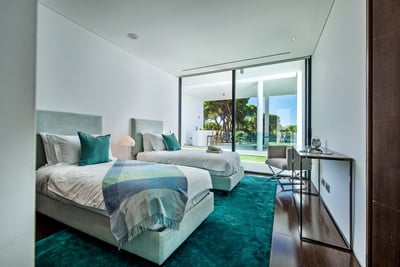 Luxury Villa Photo #19