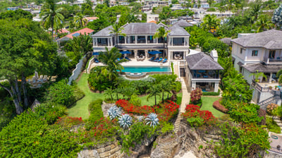 Luxury Villa Photo #2