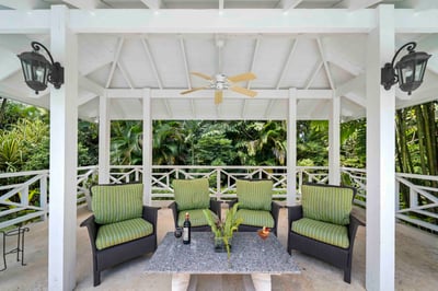Luxury Villa Photo #6