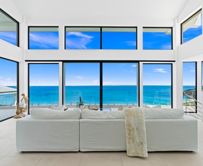 Luxury Villa Photo #28